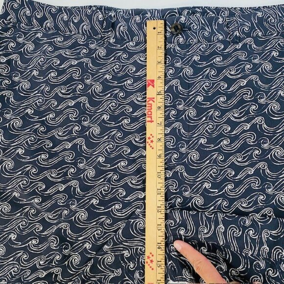 Bonobos Size 48 Black with Wave Design 7" Inseam Golf Shorts Stretchy - Picture 9 of 10